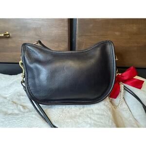 Vintage Coach Navy Swinger Crossbody Bag